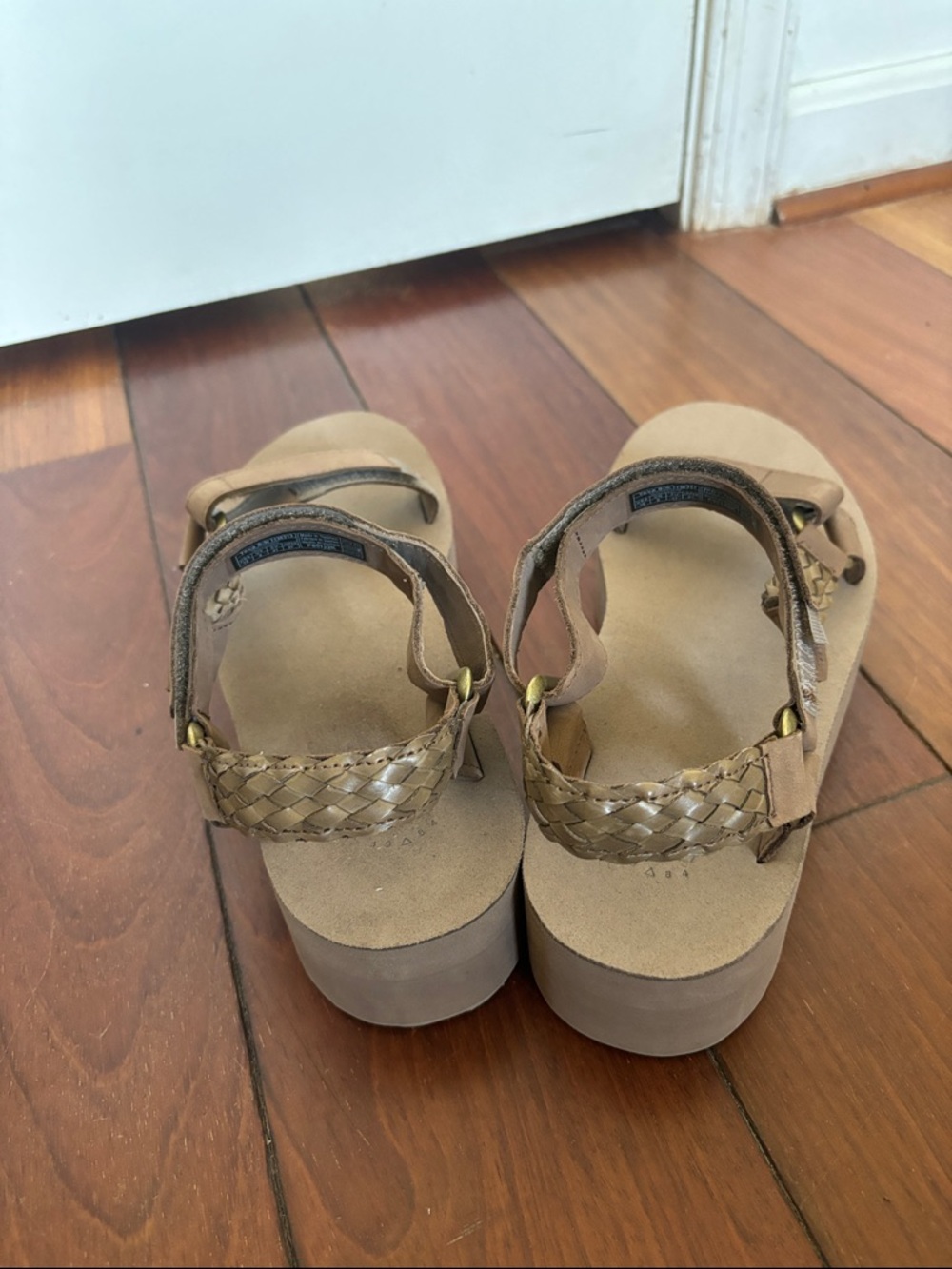 Women’s Teva Brown Flatform Universal Interweave Platform Sandal 10 - Picture 4 of 6